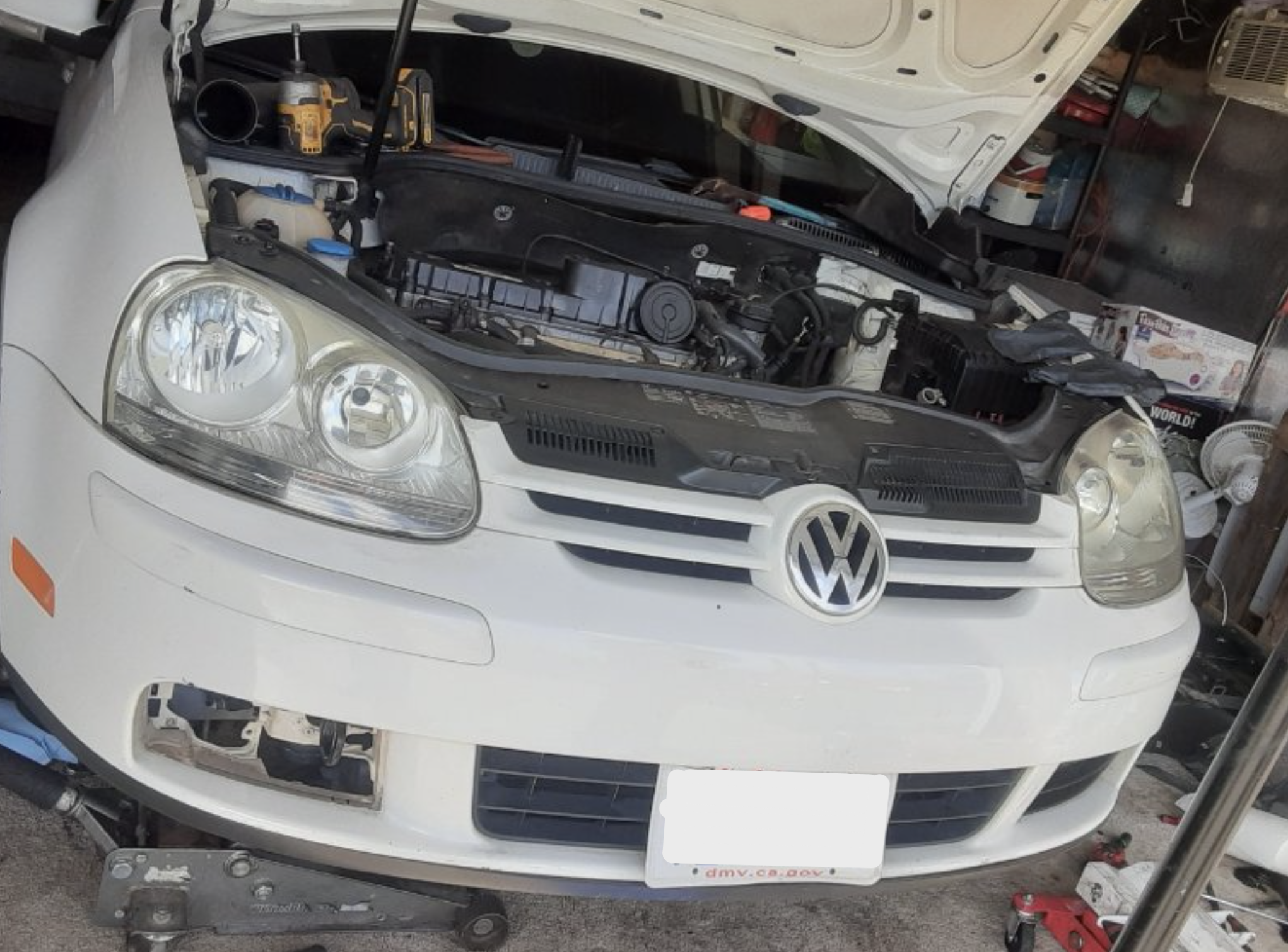 Newport-Beach-car-diagnostics this image shows car diagnostics in Newport Beach, CA